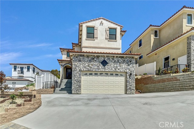 Property photo of 681 Castlehill DR