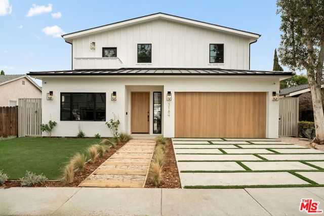 Property photo of 3104 Kelton AV