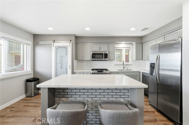 Property photo of 9950 Topanga Canyon BL