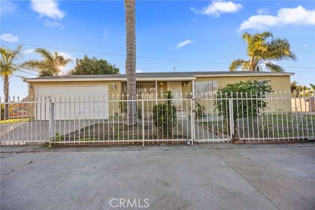 Property photo of 2143 E 126th ST