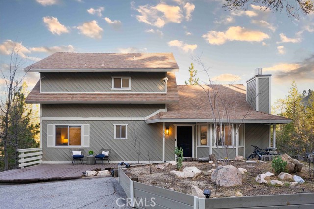 Property photo of 695 Sutter LN