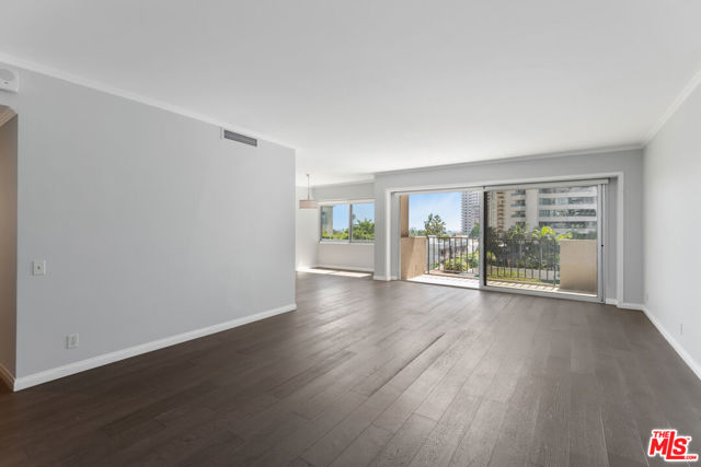 Property photo of 10450 Wilshire BL