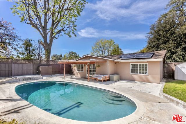 Property photo of 6308 Glide AV