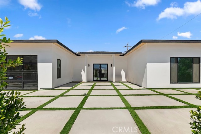 Property photo of 208 W ROSA PARKS RD