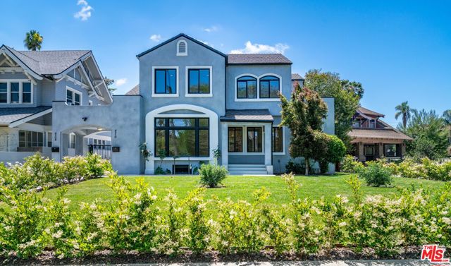 Property photo of 4308 Victoria Park DR