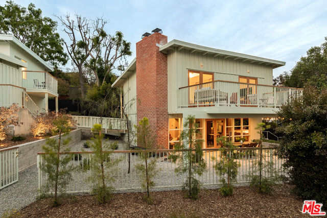 Property photo of 2052 Cerro Gordo ST