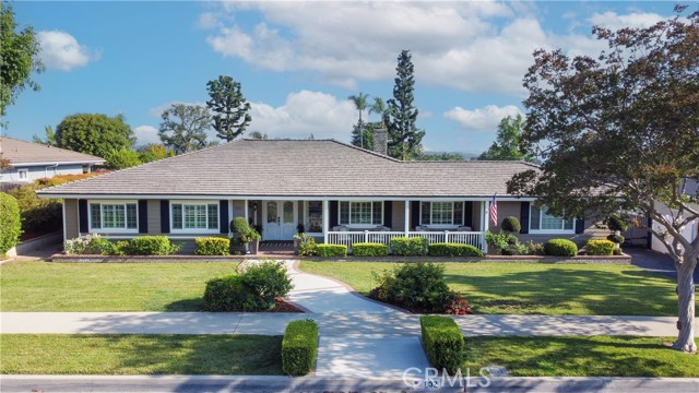 Photo of 832 Prima Vera Rd