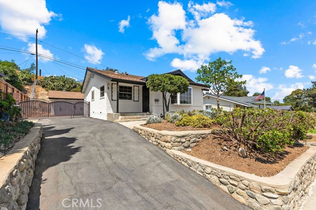 Property photo of 9060 Balsa ST