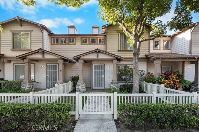 Property photo of 1095 E Broadway