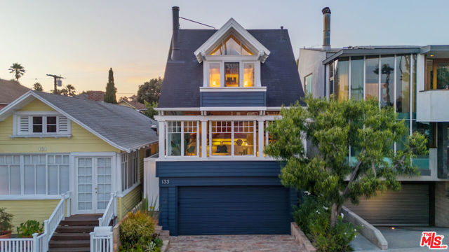 Property photo of 133 Ocean Park BL