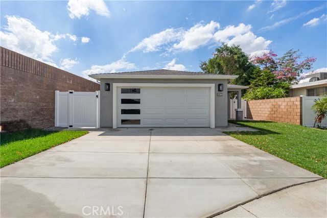 Property photo of 3472 Farnham PL