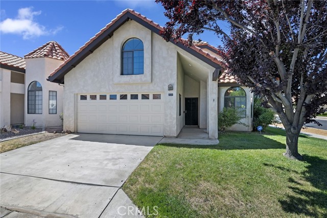 Property photo of 19229 Pine