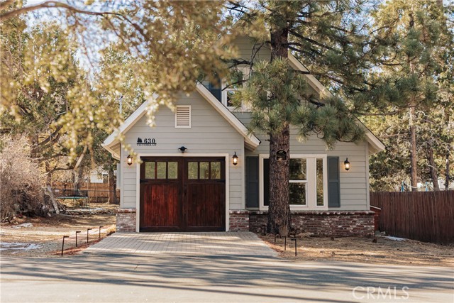 Property photo of 630 Victoria LN