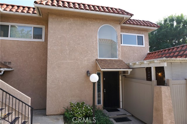 Property photo of 875 Las Lomas