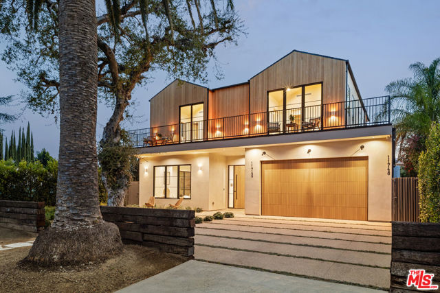 Photo of 11746 La Maida St