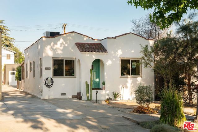 Property photo of 1556 Hazelwood AV