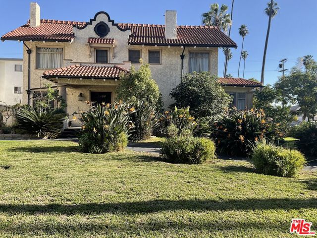 Property photo of 2068 S Hobart BL