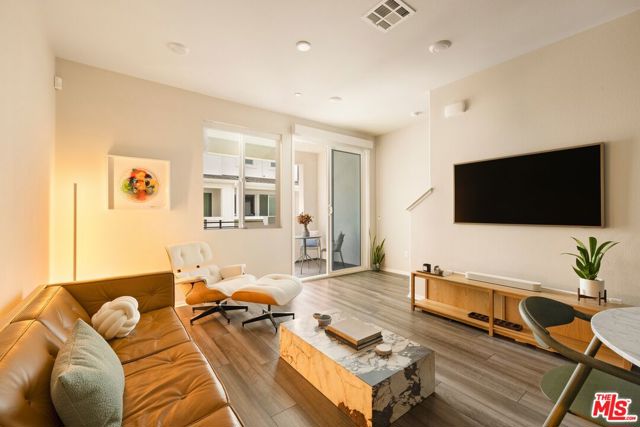 Property photo of 1716 Cayton LP