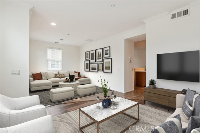 Property photo of 1800 E Lakeshore DR