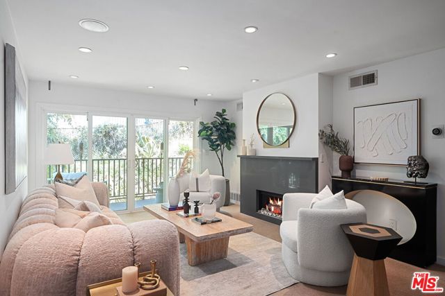 Photo of 1230 Horn Av