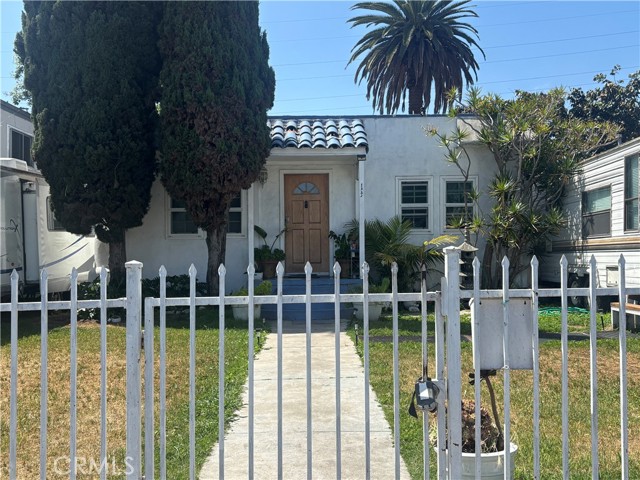 Property photo of 1322 W 97th ST