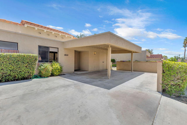 Property photo of 41640 Jupiter Hills CT