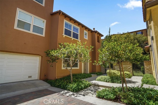 Property photo of 27045 Fairway LN