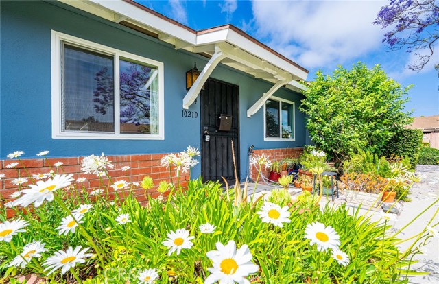Property photo of 10210 Holburn DR