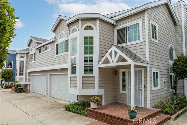 Property photo of 2547 Orange AV