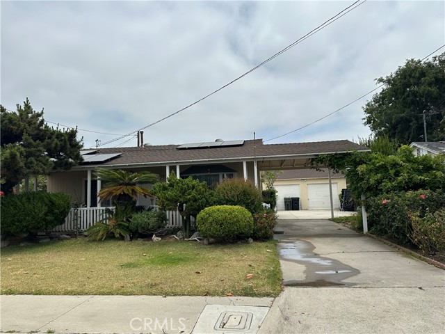 Property photo of 12762 Hazel AV