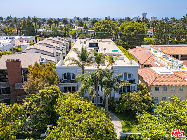 Property photo of 446 San Vicente BL