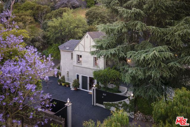 Property photo of 2111 Kress ST