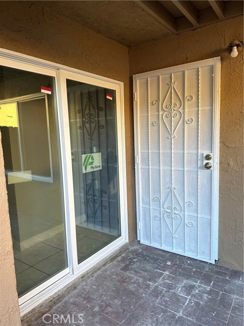 Property photo of 1323 S Standard AV