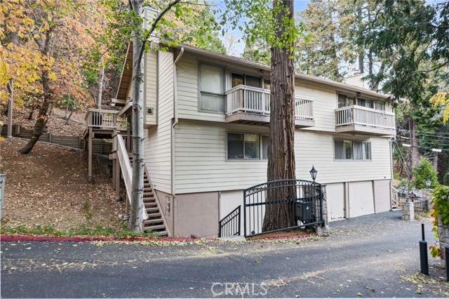 Property photo of 103 Rockledge LN