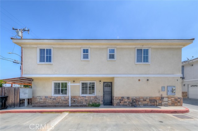 Photo of 924 S Montebello Bl