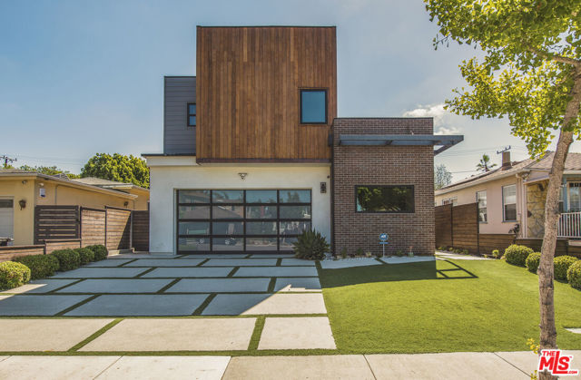 Property photo of 2656 32nd ST