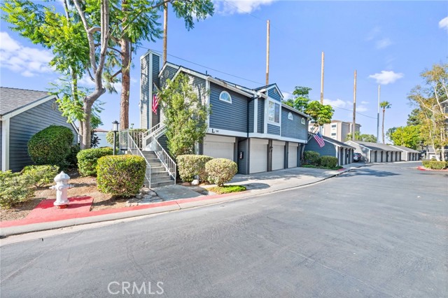 Property photo of 2330 Vanguard WY