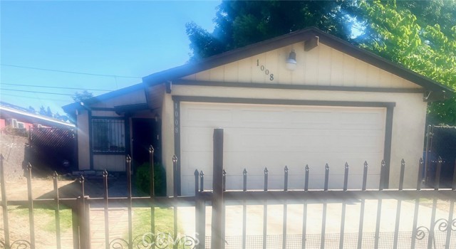 Property photo of 1008 E 51st ST