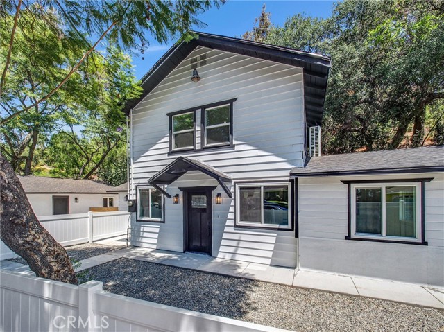Property photo of 1385 Val Vista ST