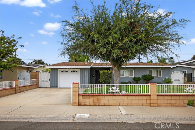 Property photo of 884 S Lime ST