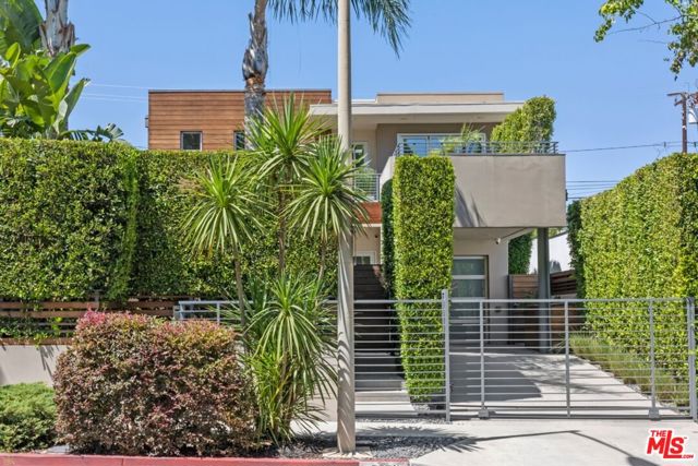 Property photo of 8901 Dorrington AV