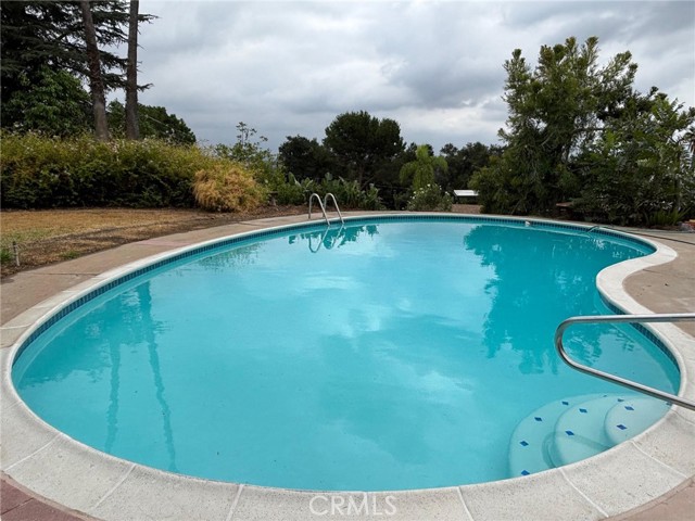 Property photo of 980 Glencoe Heights