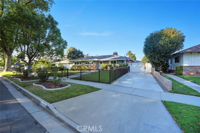 Property photo of 4241 Beechwood PL