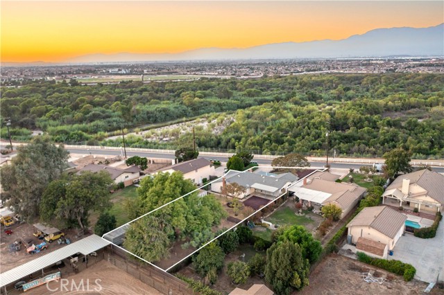 Property photo of 982 River DR