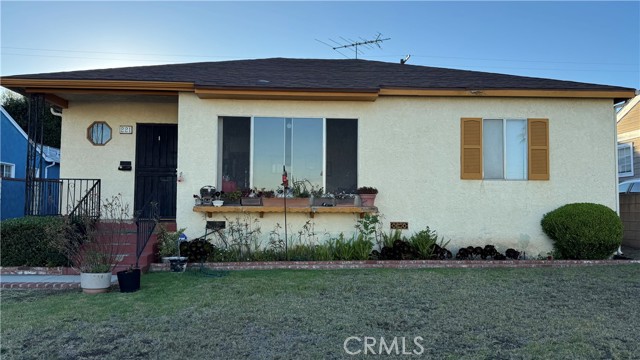 Property photo of 221 N Harbor View