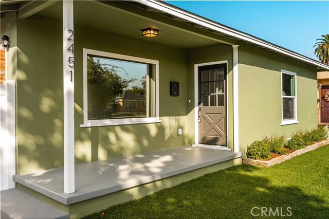 Property photo of 2451 Daisy