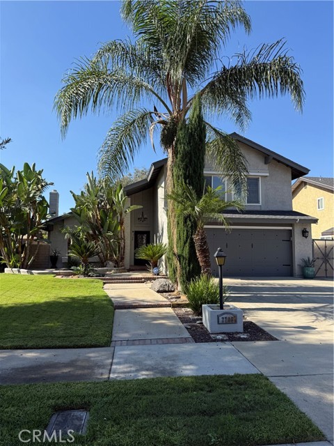 Property photo of 2708 S Parkside