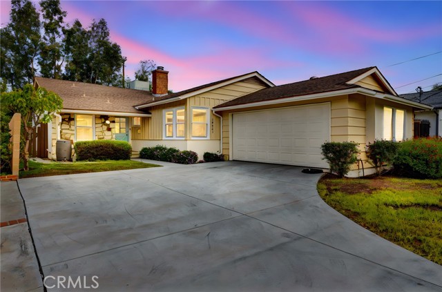 Property photo of 14421 Cohasset ST