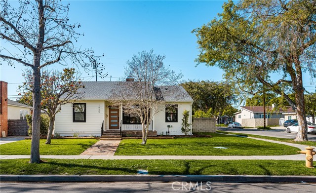 Photo of 1949 Chatwin Av