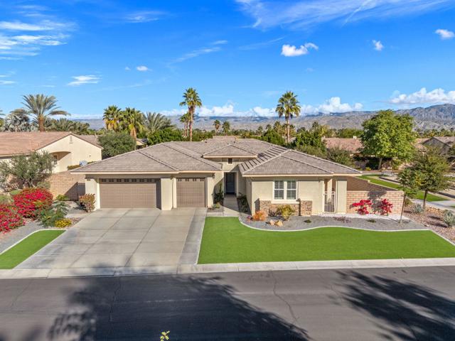 Property photo of 79738 S Parkway Esplanade